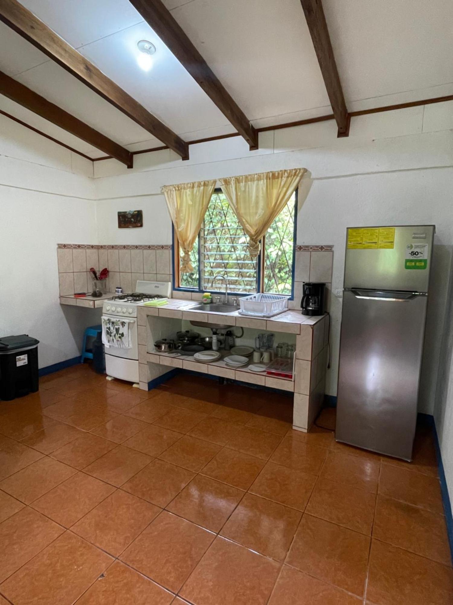 Cabinas Caribe Luna 卡维塔 外观 照片