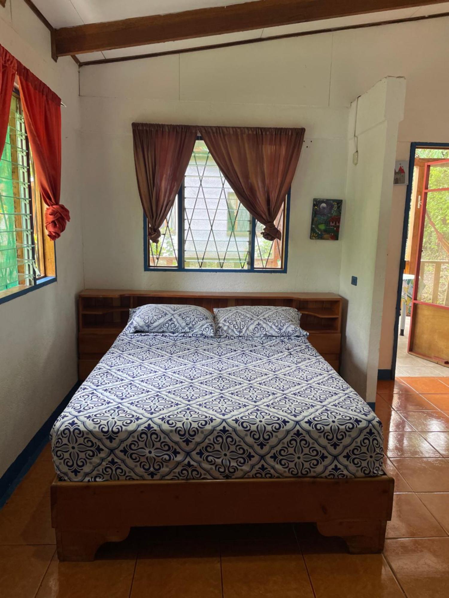 Cabinas Caribe Luna 卡维塔 外观 照片