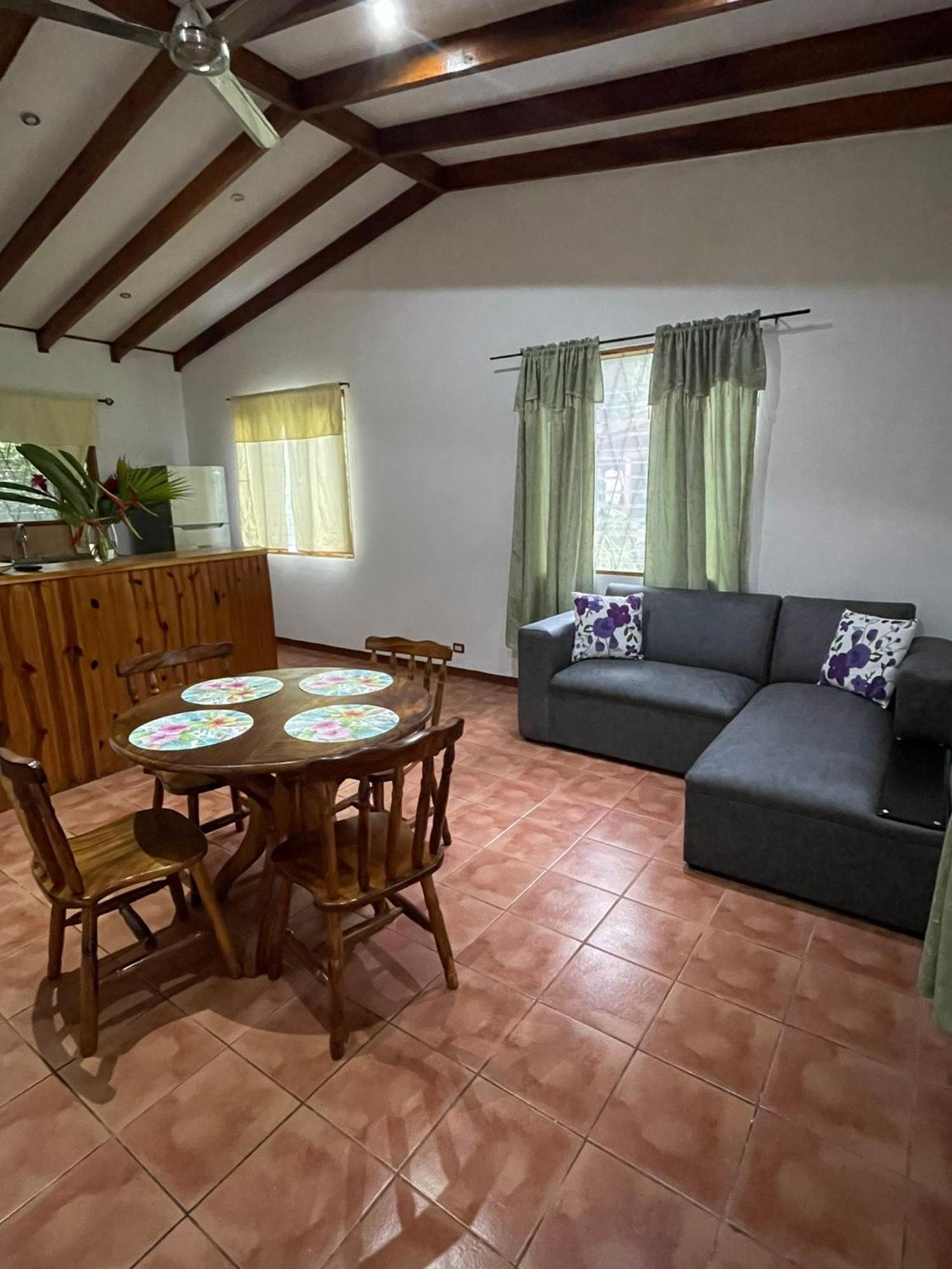 Cabinas Caribe Luna 卡维塔 外观 照片